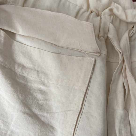 Zara Paperbag Waist Shorts with Oversized Pockets - Picture 3 of 7